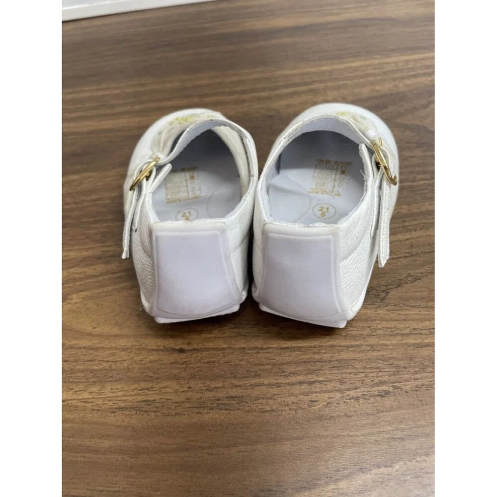 Girls White  Shoes with Yellow Floral Embroidery size 5